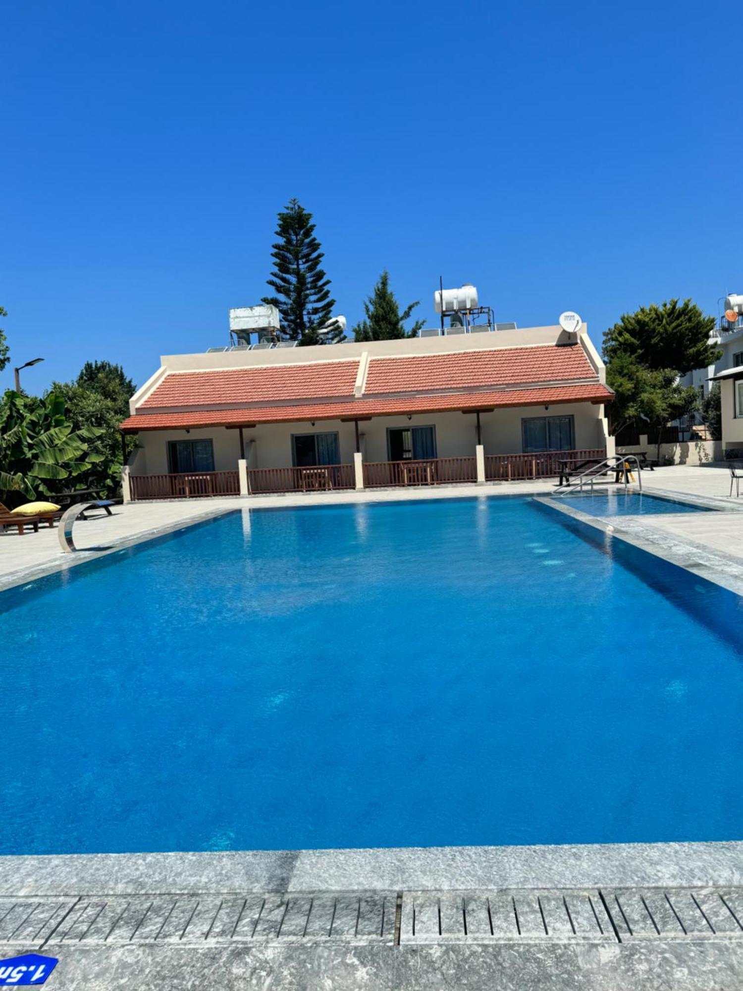 The Horse Farm Hotel Agios Georgios  ภายนอก รูปภาพ