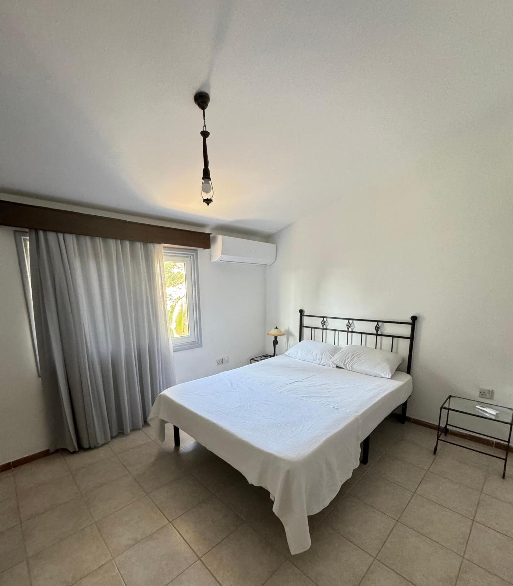 The Horse Farm Hotel Agios Georgios  ภายนอก รูปภาพ